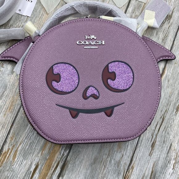 Canteen Crossbody Bag With Halloween Bat Print Purse - Picture 5 of 8